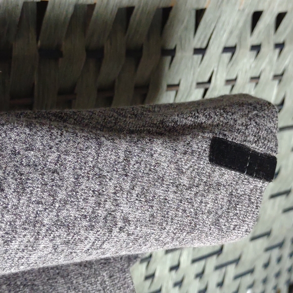 NWT Simple by Suzanne Betro Soft Sweater Blouse Tunic Criss Cross V Back - Picture 12 of 13